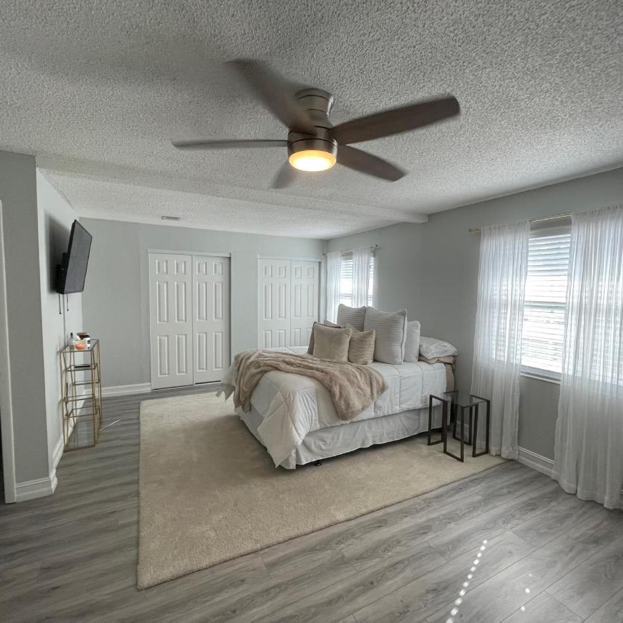 Modern Townhome Тампа Экстерьер фото
